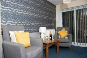 Fantastic semi - detached 4 bedroom house